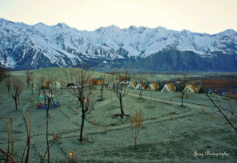 Hotel Glamp Pakistan Katpana Skardu Exterior foto