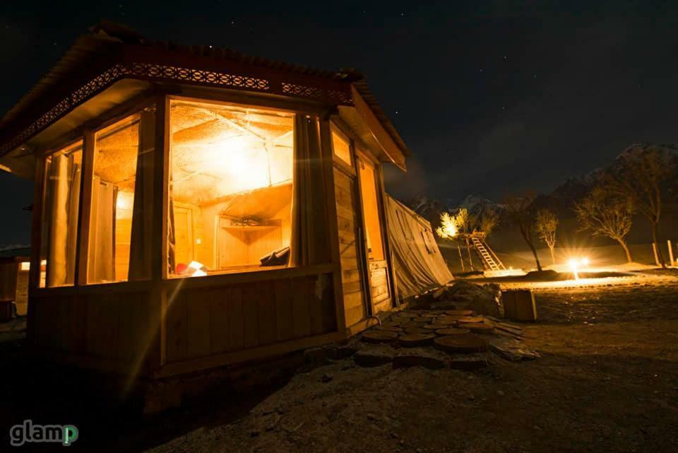 Hotel Glamp Pakistan Katpana Skardu Exterior foto